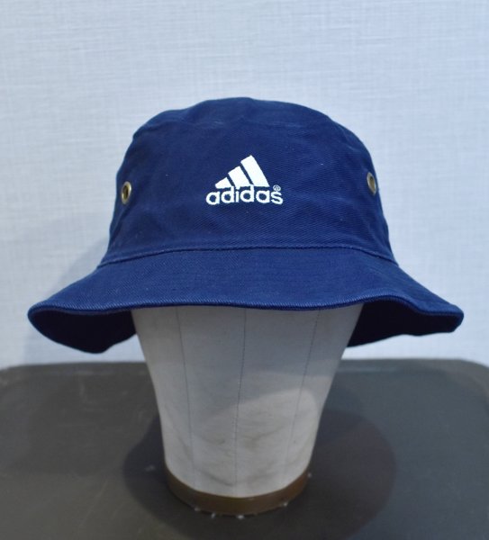 画像1: 【ビンテージ】【ADIDAS】アディダス【キャンバスコットン】ロゴ入り【バケットハット】【サイズL/XL】  (1)