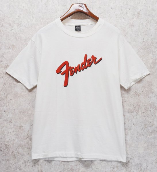 画像1: 80's~90's【USA製】【ビンテージ】【anvil】アンビル 【シングルステッチ】【Fender】フェンダー【白】ギター【Tシャツ】【サイズXL】  (1)