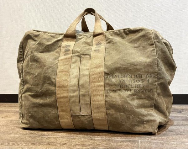 画像1: 40's【ビンテージ】【米軍実物】【U.S.ARMY】【ステンシル入り】【アビエイターキットバッグ】  (1)