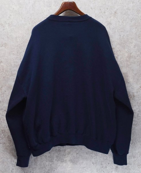 画像4: 90'ｓ【USA製】【RUSSELL】ラッセル 【ビンテージ】紺【無地】【クルーネック】前V スウェット【サイズ3X】  (4)