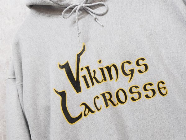 画像3: 【チャンピオン】【Champion】グレー【VIKINGS LACROSSE】バイキングス【プリント】ラクロス【リバースウィーブパーカー】【サイズXL程度】  (3)