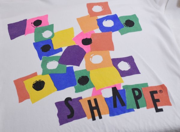 画像4: 【ビンテージ】USA製【SHAPE】【白】幾何学模様 カラフル【グラフィック】アート 【Ｔシャツ】【サイズM】  (4)