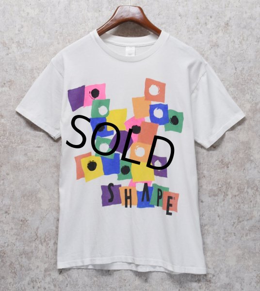画像3: 【ビンテージ】USA製【SHAPE】【白】幾何学模様 カラフル【グラフィック】アート 【Ｔシャツ】【サイズM】  (3)