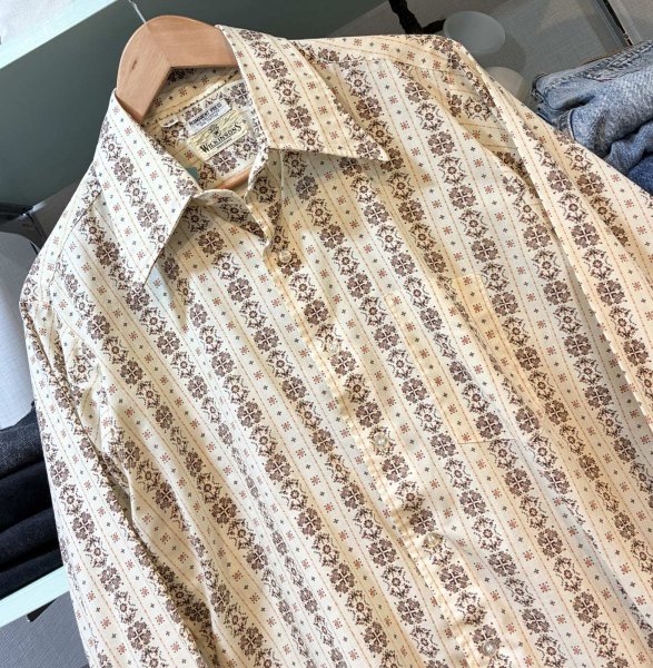 画像3:  ビンテージ【WILKINSONS】ベージュｘ総柄 シャツ  US16-34  (3)