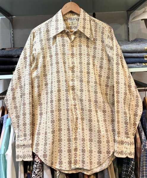 画像1:  ビンテージ【WILKINSONS】ベージュｘ総柄 シャツ  US16-34  (1)