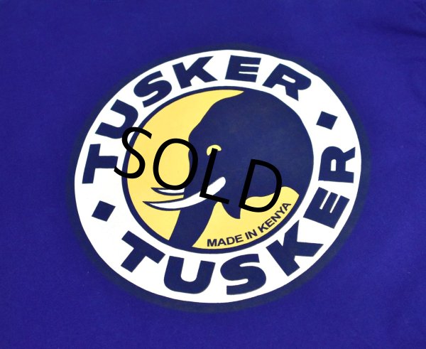 画像3: ケニア製【ビンテージ】【TUSKER】【象】ゾウ【紺地】プリント【Tシャツ】【サイズL程度】  (3)