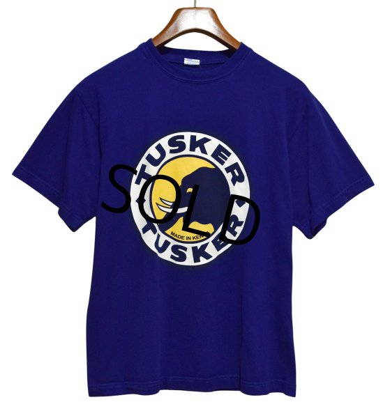 画像1: ケニア製【ビンテージ】【TUSKER】【象】ゾウ【紺地】プリント【Tシャツ】【サイズL程度】  (1)