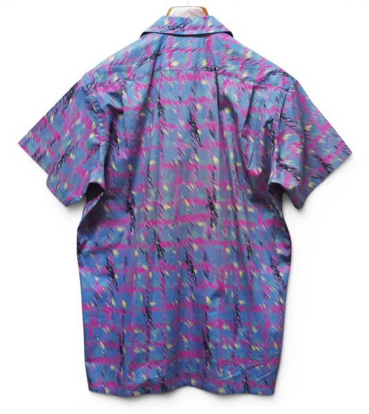 画像3: 【ほぼ未使用】【90's】【カナダ製】ビンテージ【ALEXANDER JULIAN】アレキサンダージュリアン【半袖シャツ】開襟シャツ【総柄】【サイズM】 (3)