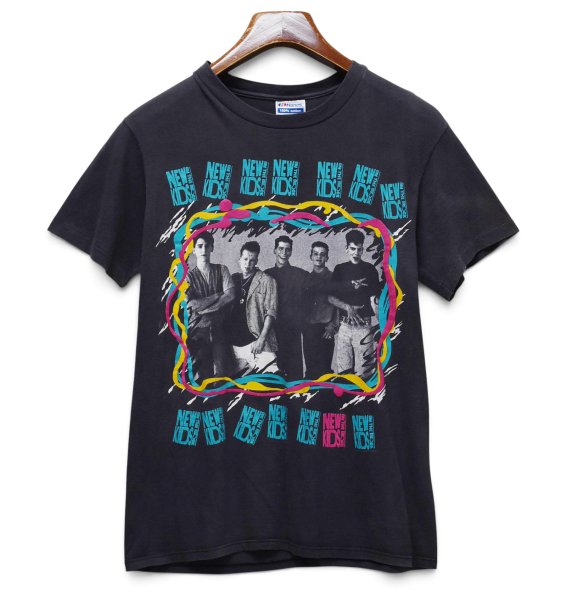 画像3: 【90's】【ビンテージ】【USA製】【ヘインズ】【Hanes】【NEW KIDS ON THE BLOCK】【ニュー・キッズ・オン・ザ・ブロック】【ツアーTシャツ】シングルステッチ【サイズM】 (3)