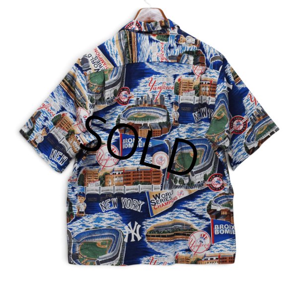 画像3: 【レインスプーナー】【Reyn Spooner】【ニューヨーク・ヤンキース】【New York Yankees】【MLB】【総柄】【半袖】ハワイアンシャツ【アロハシャツ】【L】 (3)