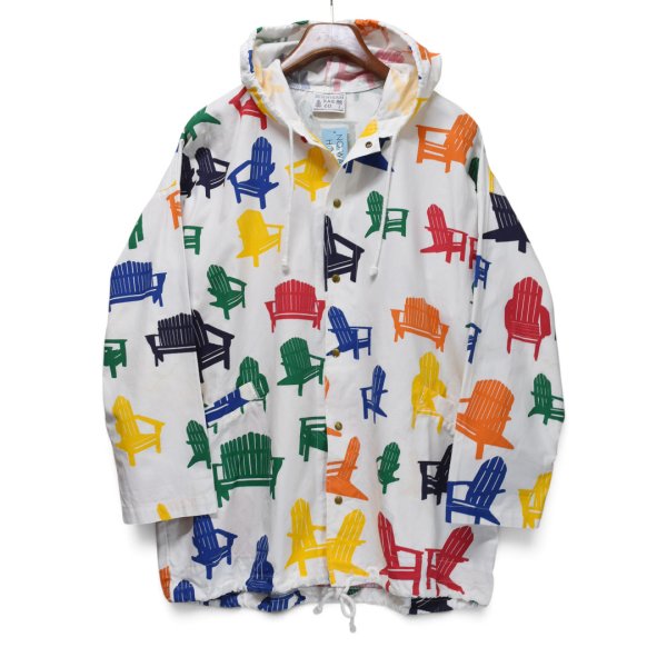 画像1: 【ビンテージ】【USA製】ミシガンラグ【MICHIGAN RAG CO.】【アディロンダックチェア】【総柄】【スナップボタン】【パーカー】【白】【サイズXL程度】  (1)