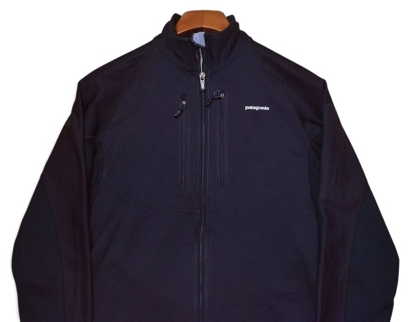 画像4: 【パタゴニア】【Patagonia】【ウインドシールドジャケット】フルジップジャケット【黒】【サイズS】  (4)