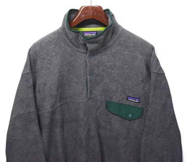 画像3: 【2015年】【パタゴニア】【Patagonia】【シンチラ】【スナップT】【チャコールグレー×緑】プルオーバー【フリース】【サイズL】  (3)
