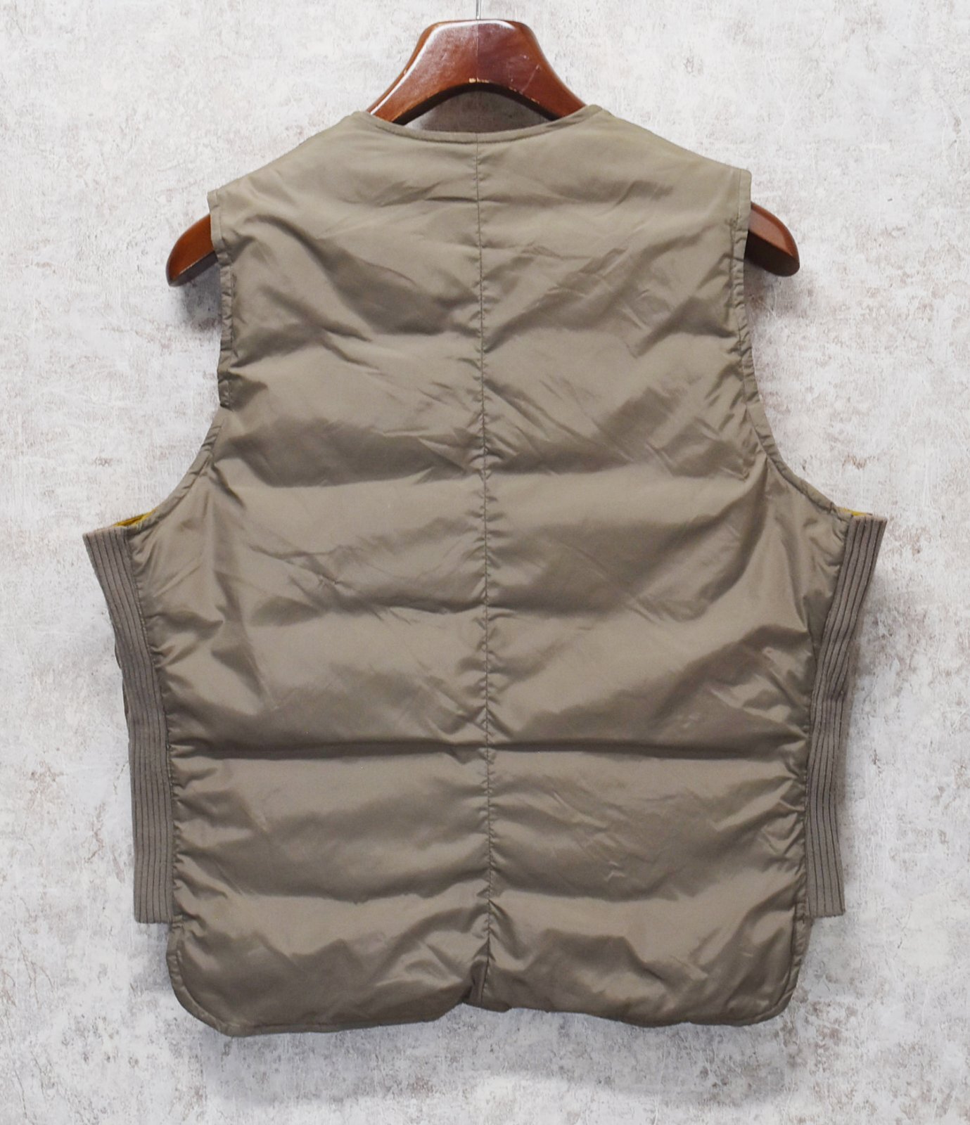 70年代 エディーバウアー ダウンベスト ベージュ 70's【ビンテージ】【Eddie Bauer】【エディーバウアー